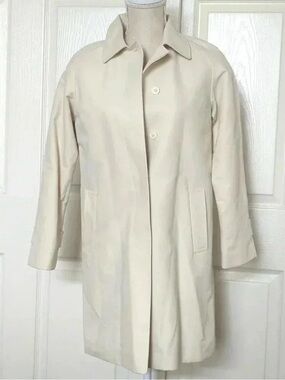 Uniqlo Cream Single-Breasted Trench Coat
